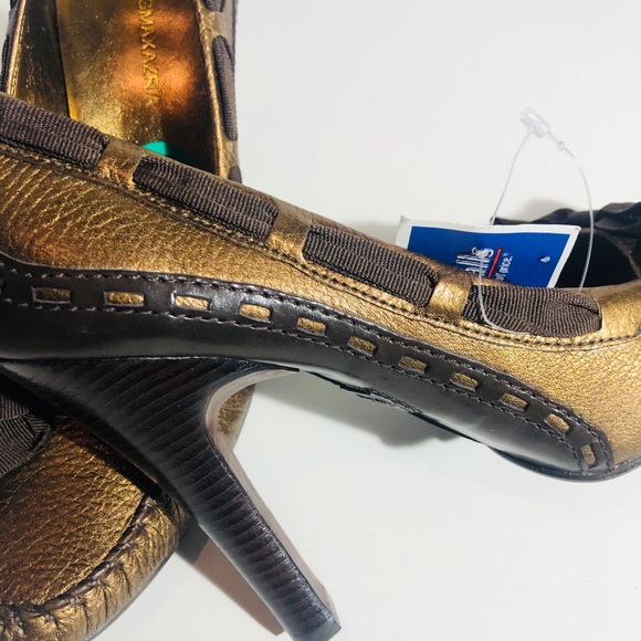 BCBG MAX AZRIA Bronze Metallic Pump, NWT, Sz 8 - Picture 2 of 11